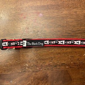 XS Black dog collar Fits neck 6-12”